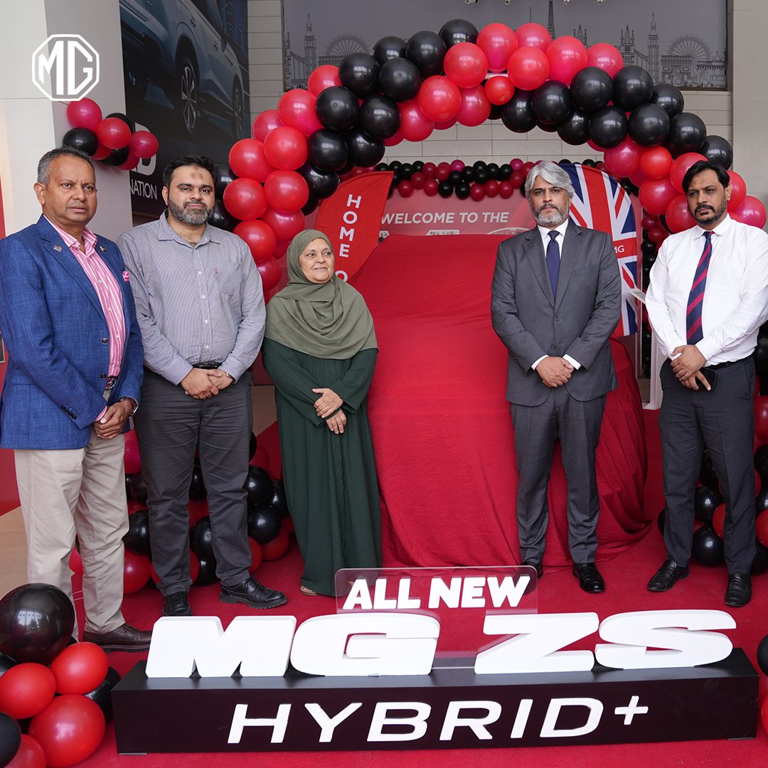 MGPakistan's tweet photo. Every great journey begins with a closer look.
The All-New MG ZS is now on display at MG dealerships across Pakistan.
Visit your nearest MG dealership today, take a closer look, and book your All-New MG ZS.
#AllNewMGZS #MGPakistan #BookNow #ExperienceMore https://t.co/hSTQjtm9ta