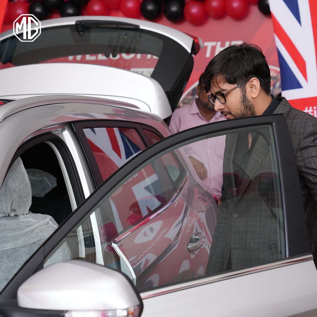 MGPakistan's tweet photo. Every great journey begins with a closer look.
The All-New MG ZS is now on display at MG dealerships across Pakistan.
Visit your nearest MG dealership today, take a closer look, and book your All-New MG ZS.
#AllNewMGZS #MGPakistan #BookNow #ExperienceMore https://t.co/hSTQjtm9ta