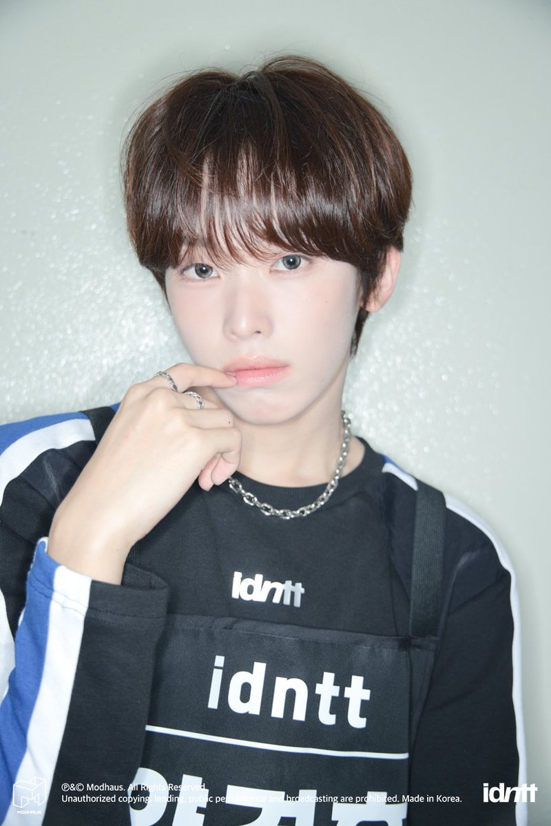 ch1ri19's tweet photo. idntt 
<Kids Return> 음악방송 1주차 포토 비하인드

#idntt #아이덴티티
#itsnotover #양경호 #yanggyungho https://t.co/88Ft4z9Goo