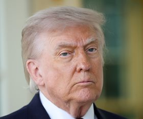 MoonlitMist090's tweet photo. President Donald Trump said he has not yet decided whether the United States will allow Ukraine to produce Patriot interceptor missiles. https://t.co/HdETv1Tvdy