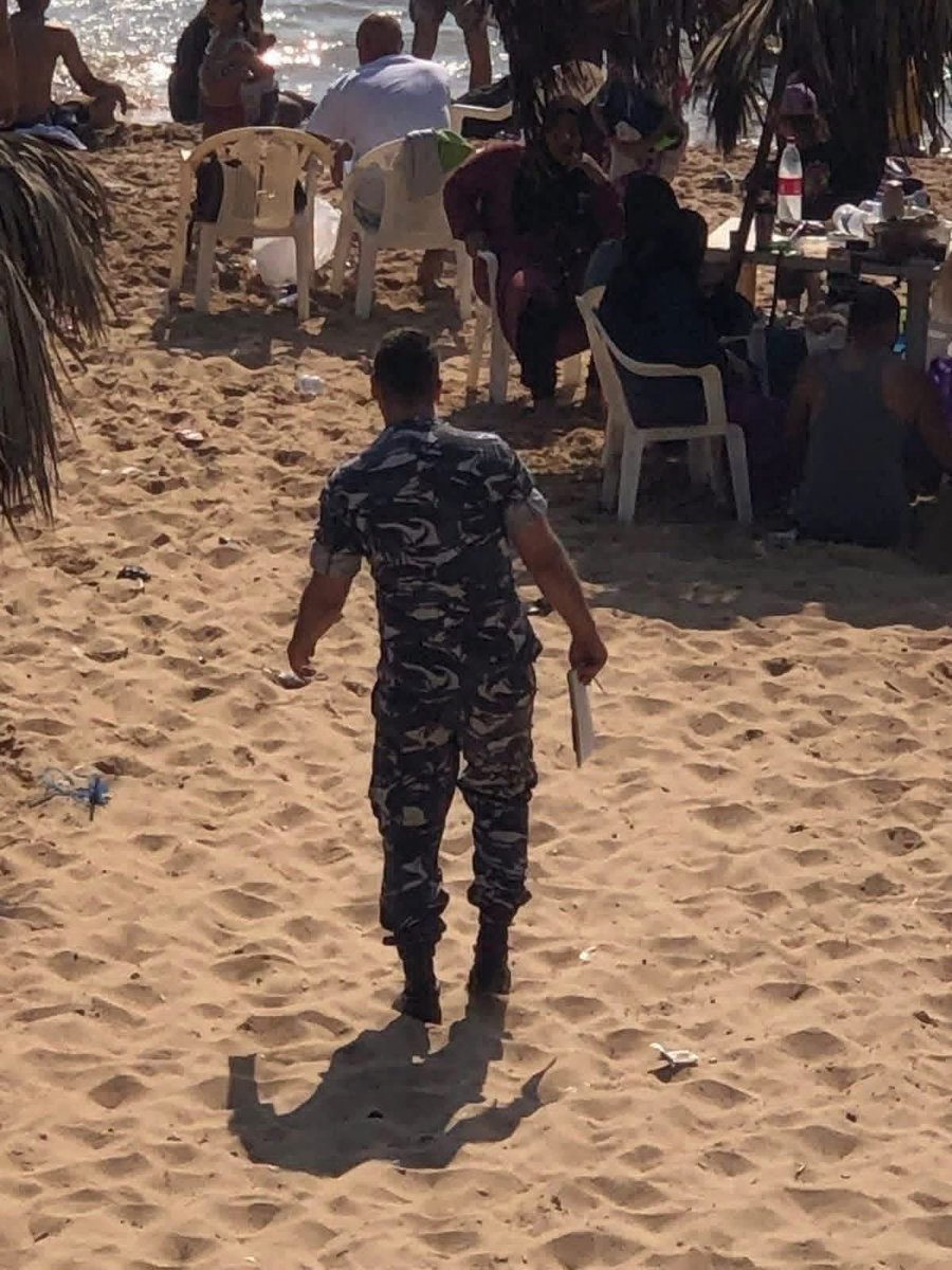 Malakynzz3's tweet photo. اللي ما معو دفتر سباحة ينزلش عالبحر 🥴🧛

اسد عالشعب ارنب قدام الإسرااائيلي 🧛

#الوطن_عم_يعمل_ظبوطة 🧛 https://t.co/04rZJRUV4s
