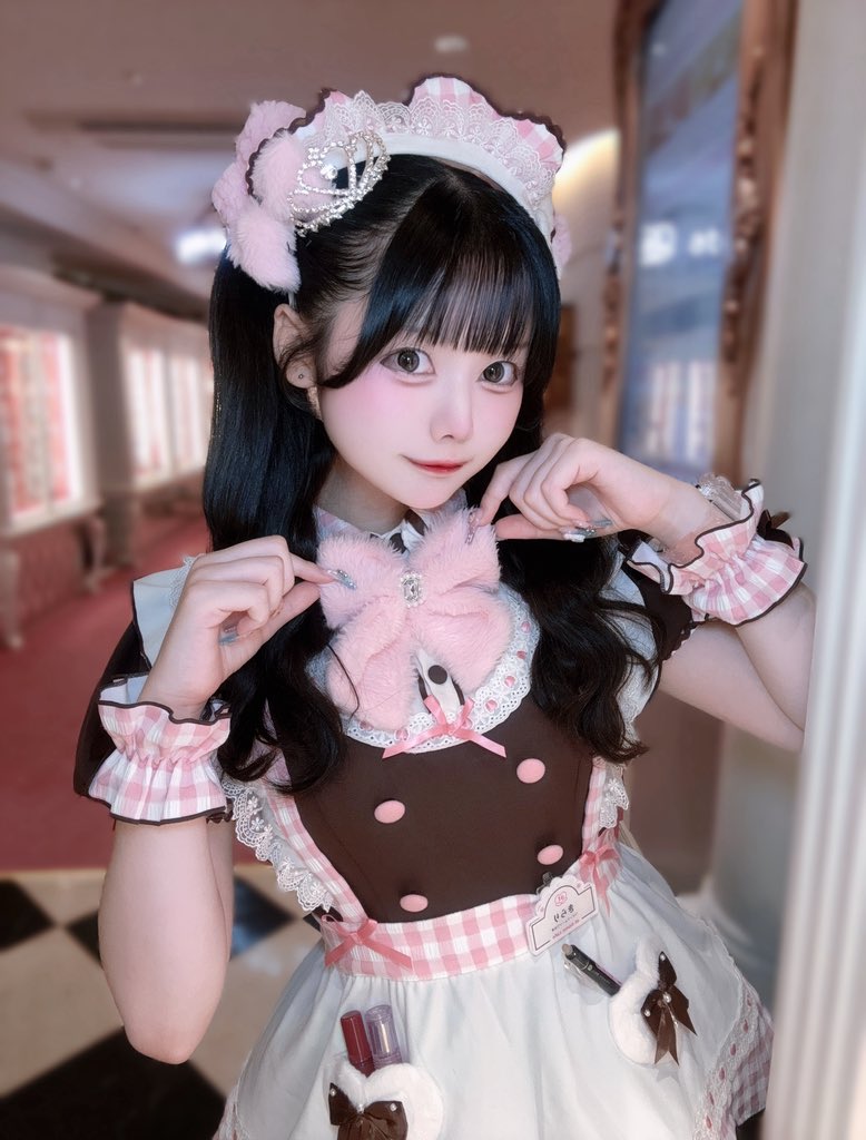 maid_kirari's tweet photo. ♥ すみっコぐらしコラボ秋葉原編　完♡ ♥
秋葉原での2ヶ月半いっしょに居てくれてありがとう♡

 #すみっコ_athomecafe https://t.co/Bhe8cMXuWh