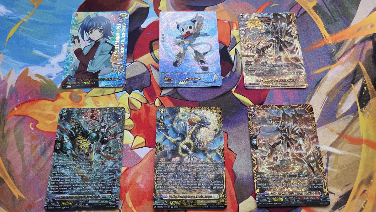 TCGmatter's tweet photo. Legendary Vanguards Case Opening

Will we pull the Legendary Blaster Blade?...  (6/12)

#CardfightVanguard #CFVanguard #TCGMatter #VanguardUK https://t.co/0Y0HNpy6tR