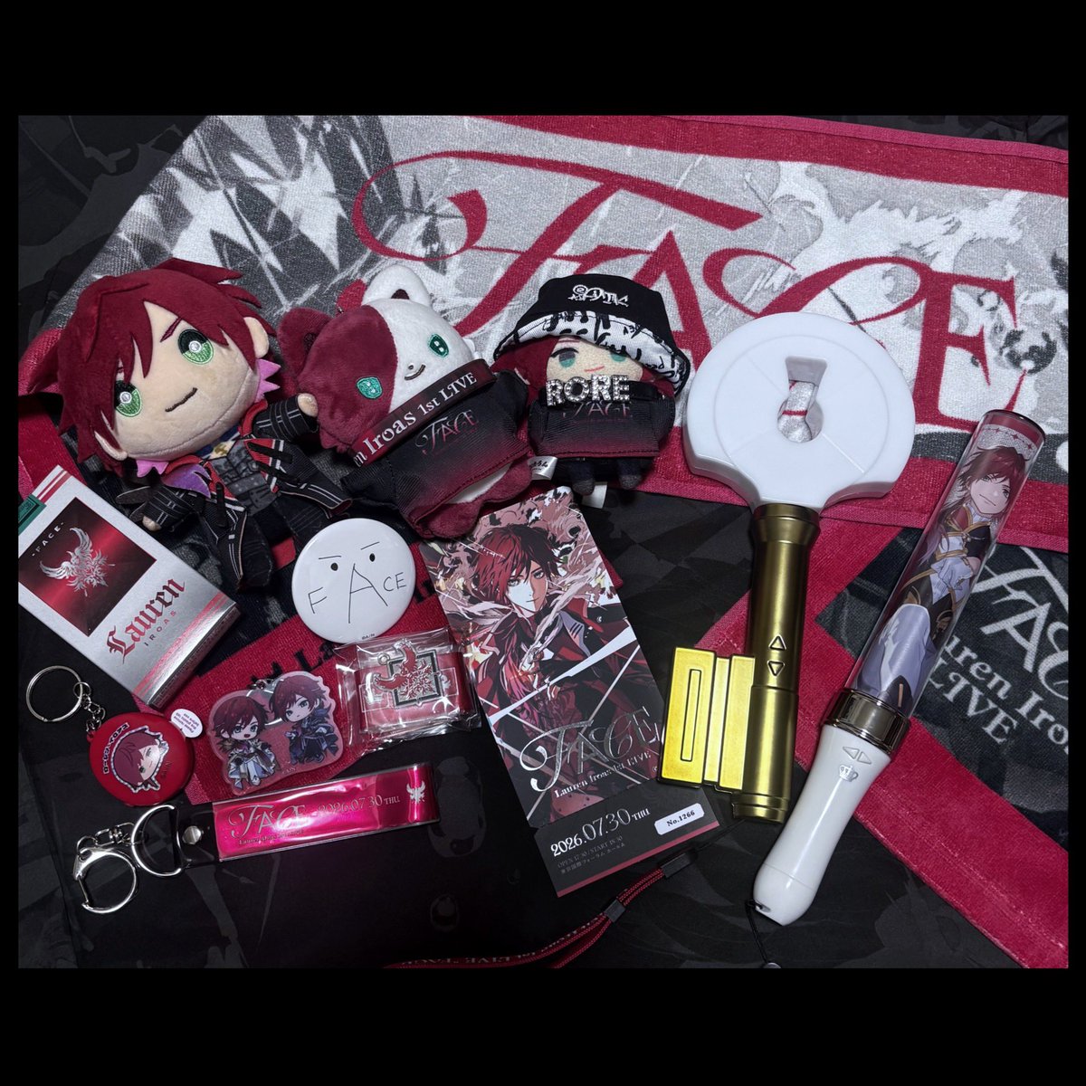 __nyx28's tweet photo. 1stライブ色んなふぁせを魅せてくれてありがとう

酸素必要だったのこっち側でした
新衣装&amp;ヤニ実装おめでとう🚬 https://t.co/se4FfURUsZ