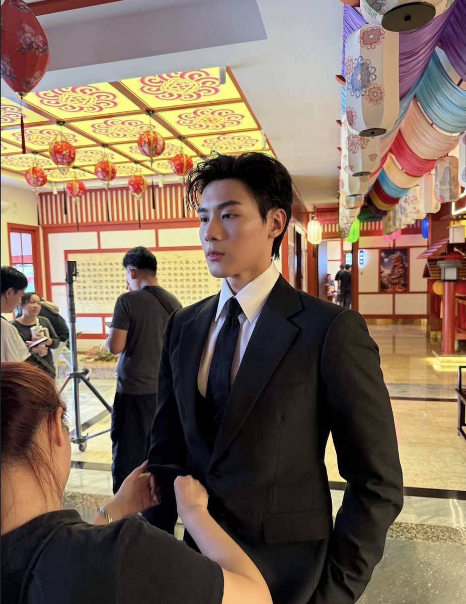 geemiily's tweet photo. MAHADAHSYAT KHUN JAY 🛐

#TOPTAPJarukit #Paybacktheseries https://t.co/dqjWjQDjAt