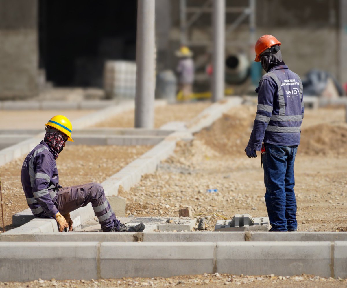 IDECUTCundi's tweet photo. La publicación de los prepliegos marca un nuevo hito para este proyecto que beneficiará a cerca de un millón de habitantes y cuya estructuración cuenta con el acompañamiento técnico del IFC, miembro del Grupo Banco Mundial. #RegioTramDelNorte https://t.co/GY8aw5Vf4a