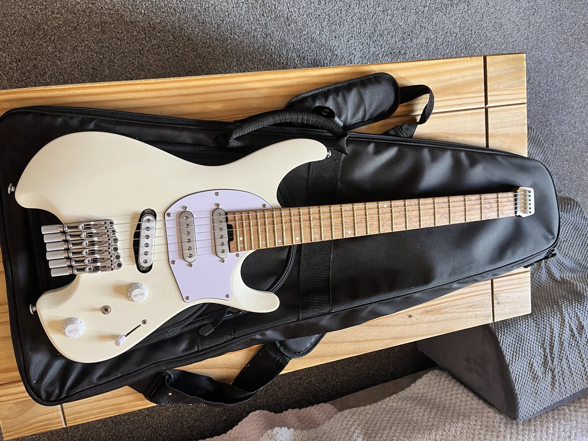 GuitarStuff tweet media