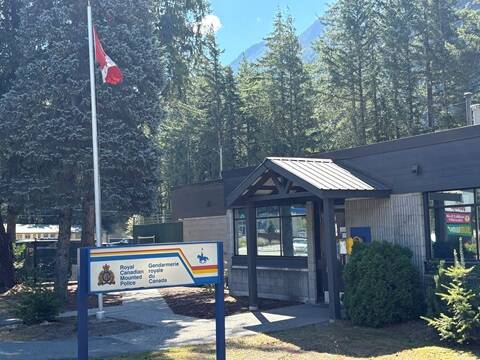 BCRCMP's tweet photo. #HopeRCMP - Hope RCMP hosting first community Open House https://t.co/FdX5nCssrb https://t.co/3g4tHlQ23v