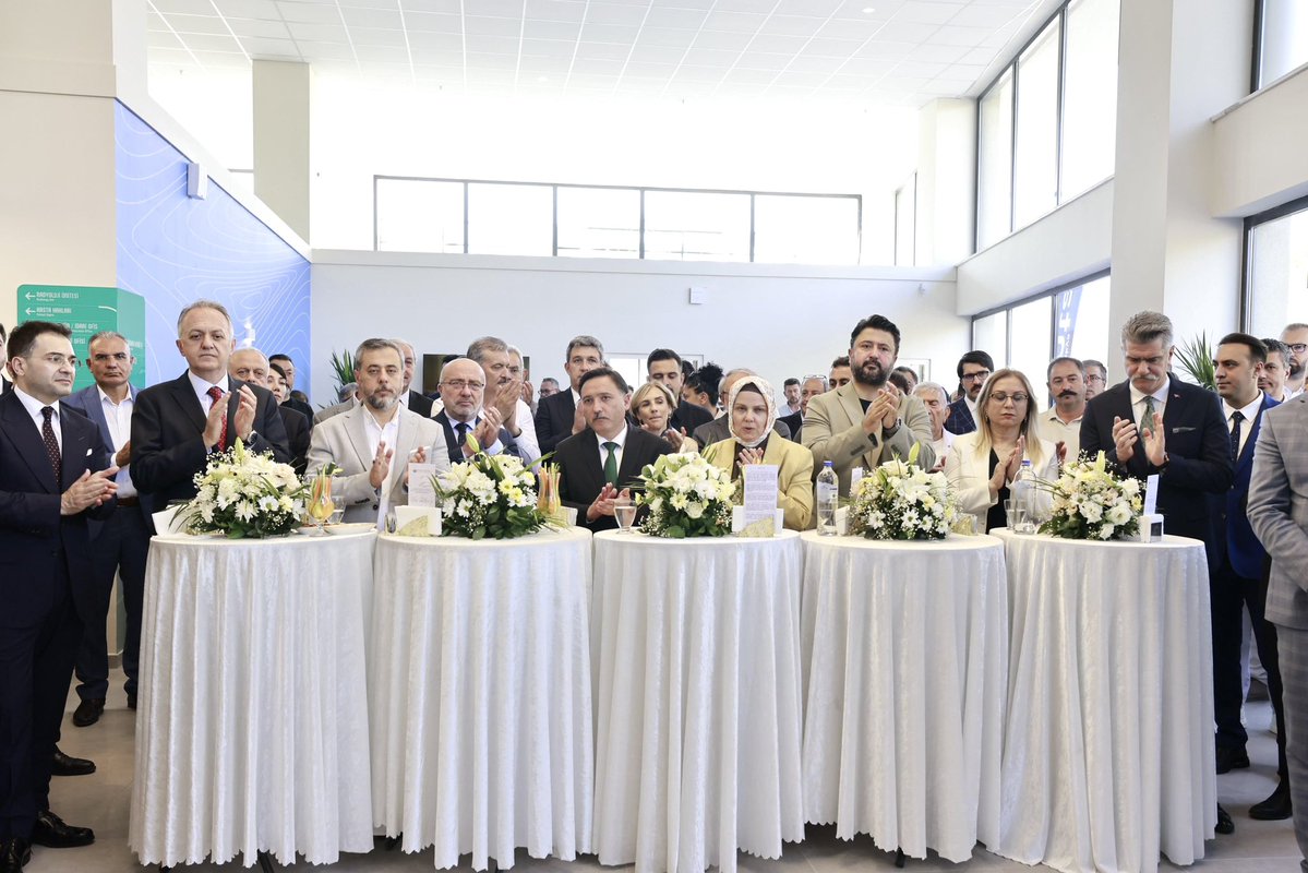 kayserivaliligi's tweet photo. Valimiz Sayın Gökmen Çiçek, Nevşehir'de faaliyet gösterecek olan Kapadokya Üniversitesi Ağız ve Diş Sağlığı Merkezi Açılış Lansmanı’na katıldı. https://t.co/zuSXPKnxnv