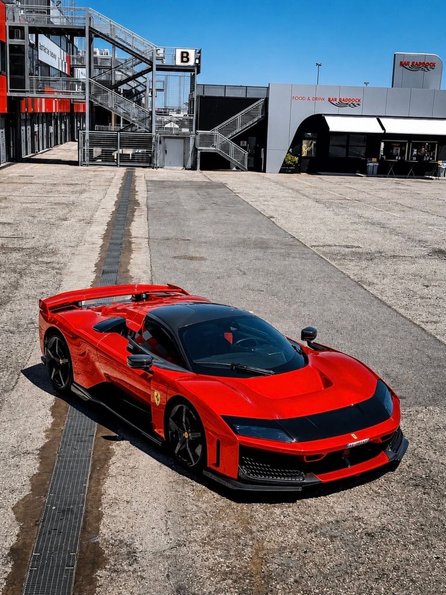 MarvelousRides's tweet photo. Ferrari F80 ❤️‍🔥

The Ferrari F80 is the latest member of an ultra-exclusive bloodline that includes the 288 GTO, F40, F50, Enzo and LaFerrari. Limited to only 799 examples, it was created to showcase the most advanced road-car technology available at Maranello. https://t.co/TQWz7ZC0mS
