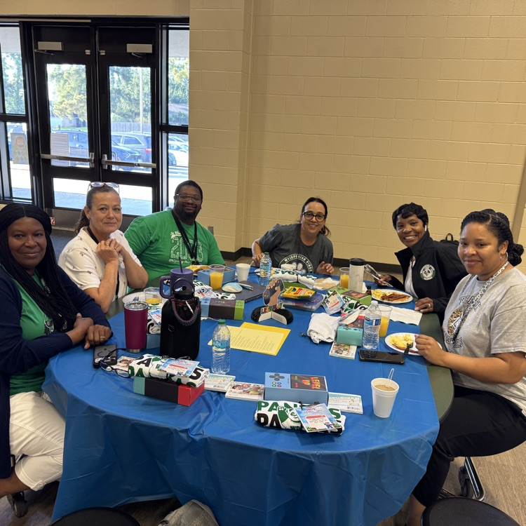 HumbleISD_WPE's tweet photo. 🎮 Game on, Pandas! Our first in-service day is here, and we’re ready to level up for an amazing school year. Welcome back, WPE staff! 🐼💚 #LevelUp #WelcomeBack #PandaProud https://t.co/MUMHZrDtvB