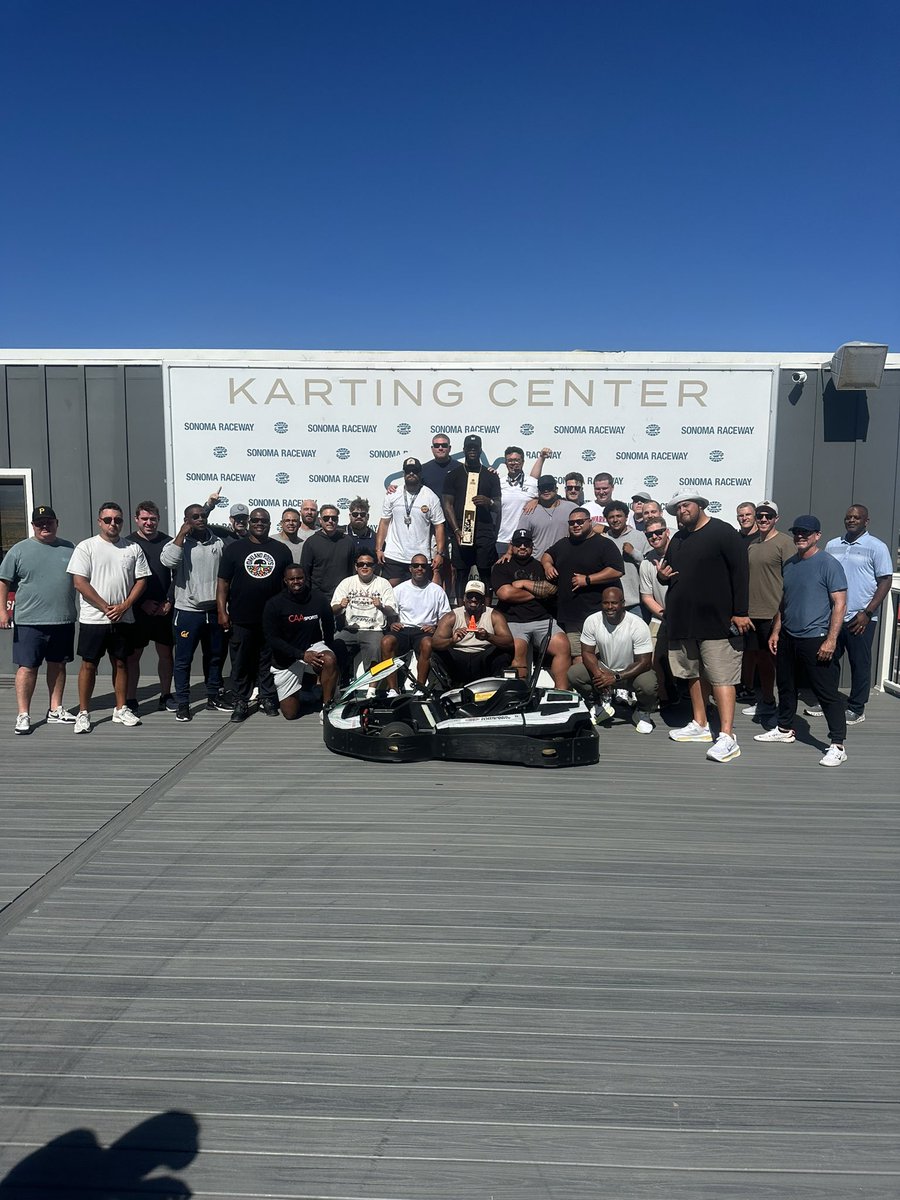CoachLup's tweet photo. Love this Staff. 
Connection, POU!!! https://t.co/HS3v3Dq1ET