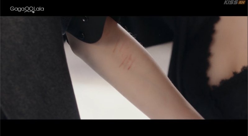 Meowkillll's tweet photo. This scene scared me so much i thought he would kill himself, fortunately it was a happy ending #deepin https://t.co/hjpEsdN5kL