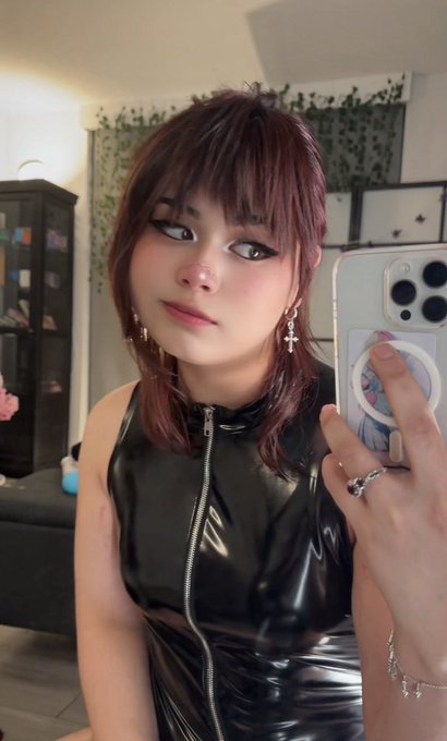 Trans_kiana's tweet photo. Will you come over and suck my dick 🍆💦💦💦💋🏳️‍⚧️ https://t.co/I7UbNHMcVk