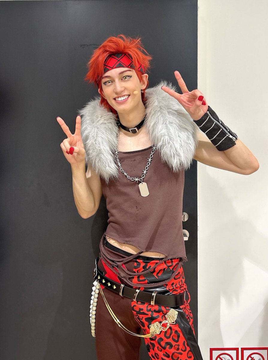 kent5msly's tweet photo. #舞台アイチュウ同時視聴

プロデューサー、本当に、
ありがとうございました🪭

#舞台アイチュウ
#斑尾巽 https://t.co/vvHWXLUsW7