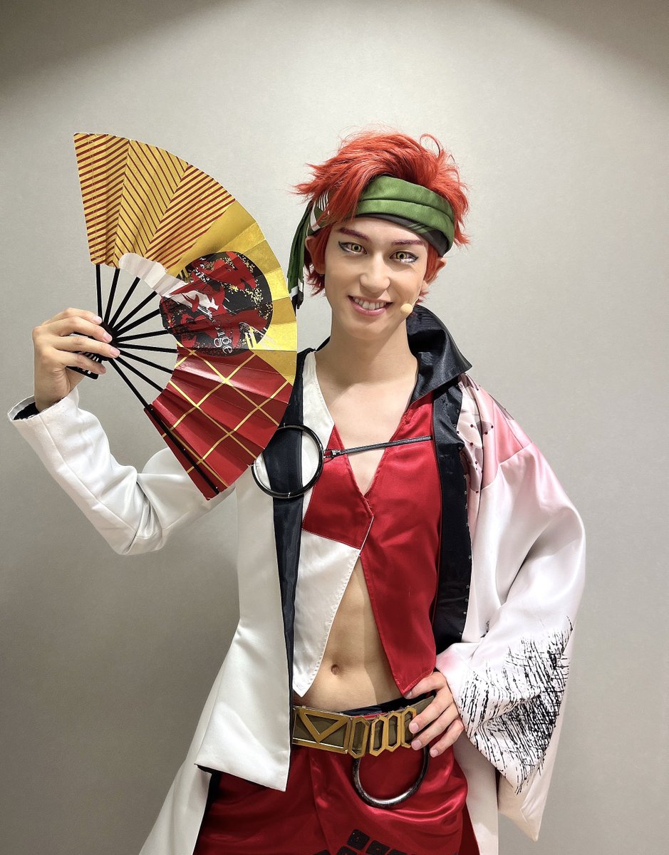 kent5msly's tweet photo. #舞台アイチュウ同時視聴

プロデューサー、本当に、
ありがとうございました🪭

#舞台アイチュウ
#斑尾巽 https://t.co/vvHWXLUsW7