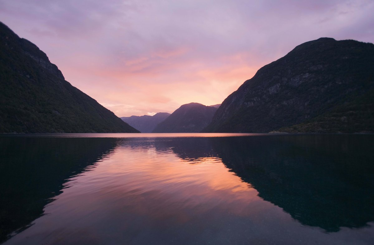 socalthrills's tweet photo. Escape to the world's happiest region😁 🌇
Scandinavia’s inspired lifestyle makes it an incredible destination where the sun barely sets and there’s always something to discover on ships that are destinations in themselves. #BookCelebrityCruises #Scandinavia
#worldvia https://t.co/icWspeTOzj