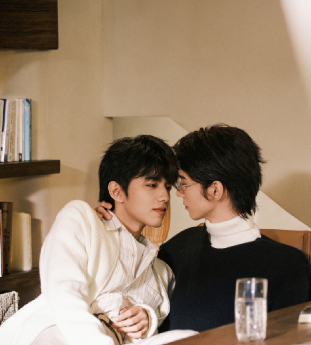 chicungii's tweet photo. Thank you for this beautiful story Dr. Fang Chi! Gao Zhun! Zhen Xin Laoshi! Zhang Zhun laoshi! Liu Tianyue ! Li Shuyuan ! πππππ₯Ίπ₯Ίπ₯Ί
#DeepInFinalEP
#DeepInEP12
#Tianyuan
#Ollie
#Shuyuan https://t.co/ldj0z0wAN5