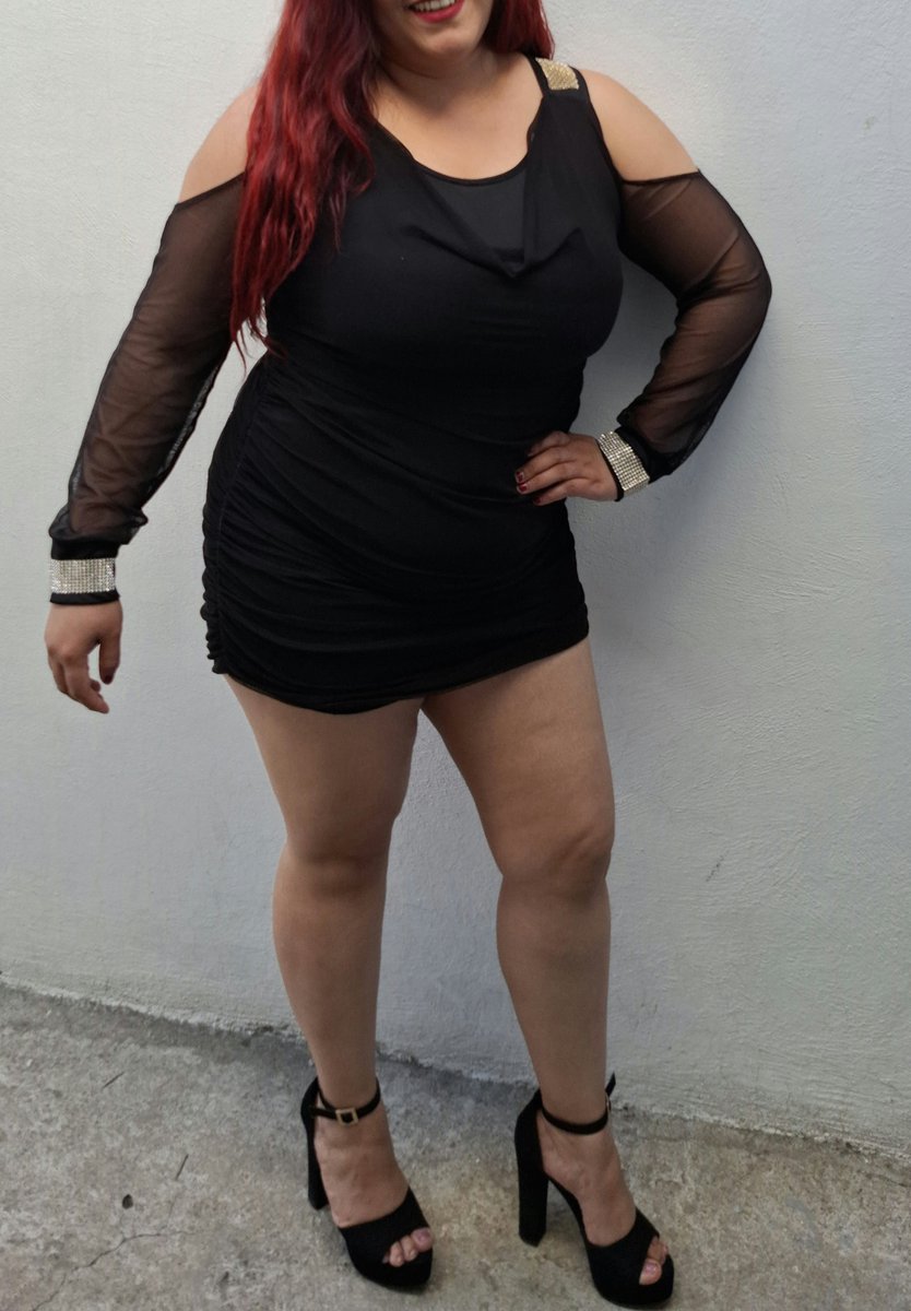 Deborah4thj's tweet photo. 😋 #viernesdeganarseguidores ❤️ 
#ViernesDeSeducción https://t.co/Y7phTb9vmP