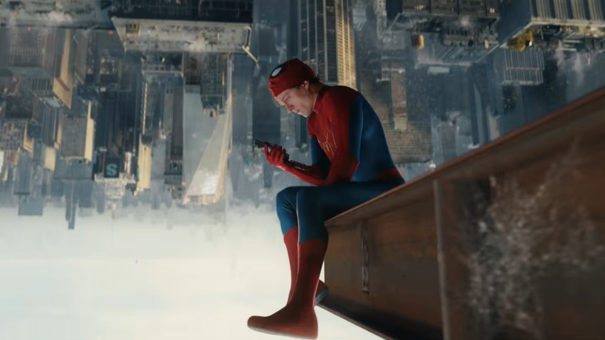 HarshithNaiduuu's tweet photo. #BrandNewDay might hit 1B on hype, but may fail to surpass #NoWayHome. Not sure if Jon Watts could’ve balanced it better or if Tom Holland wanted this street level serious approach, but I prefer big MCU links with Universal/Cosmic threats and Super hero team up films (3/3) https://t.co/ogttxnOPp1