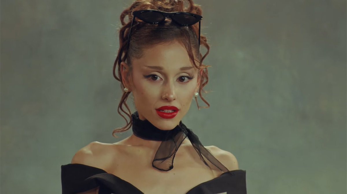cambeserious's tweet photo. GOD SHE LOOKS SO GOOD https://t.co/XexMJqTEtG