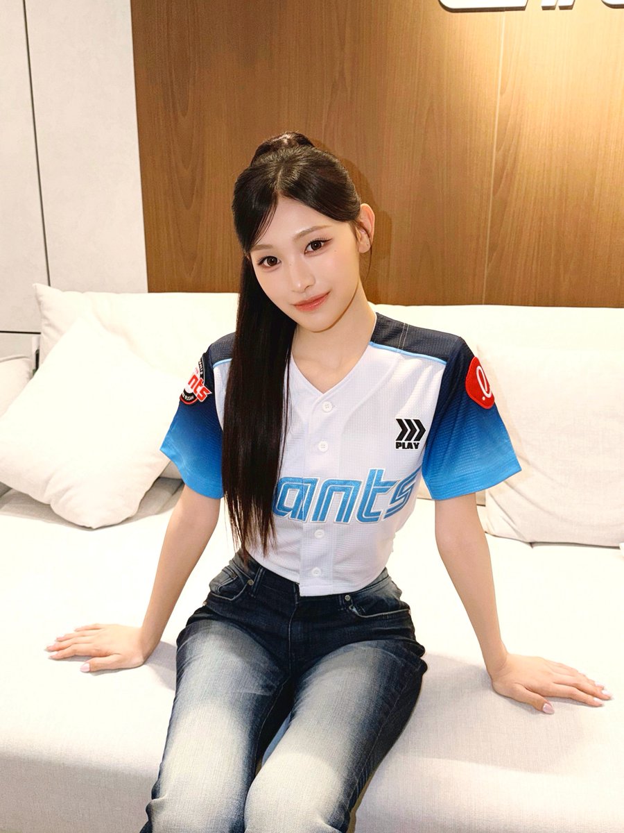 RESCENEGLOBAL's tweet photo. [260731] instagram update #MINAMI

“Be careful of the heat 🩵”

#RESCENE #리센느 @RESCENEofficial https://t.co/KohWIazPan