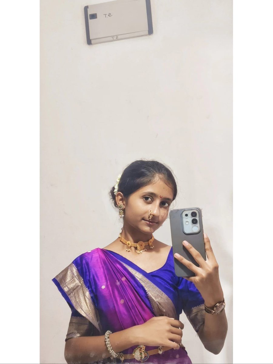 Akankshabybk's tweet photo. मराठी संस्कृती  !!!🧿❤️ https://t.co/TT2mlCge3l