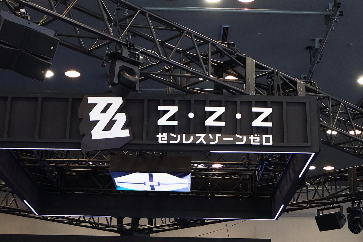 pekapeka_bot's tweet photo. 行ってきた！！楽しかった
コスプレイヤー初めて見たけどクオリティー高すぎ可愛すぎ https://t.co/NBhbFI1JiT