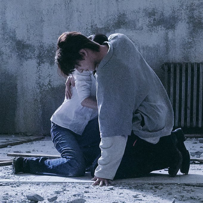 heartis_jake's tweet photo. เมื่อก่อนนางเอกช่วยชีวิตฮีด้วยซ้ำ วันนี้ฮีเปนคนปกป้องนางเอกแล้วนะ 55555666555 https://t.co/Ecq5oP47HM