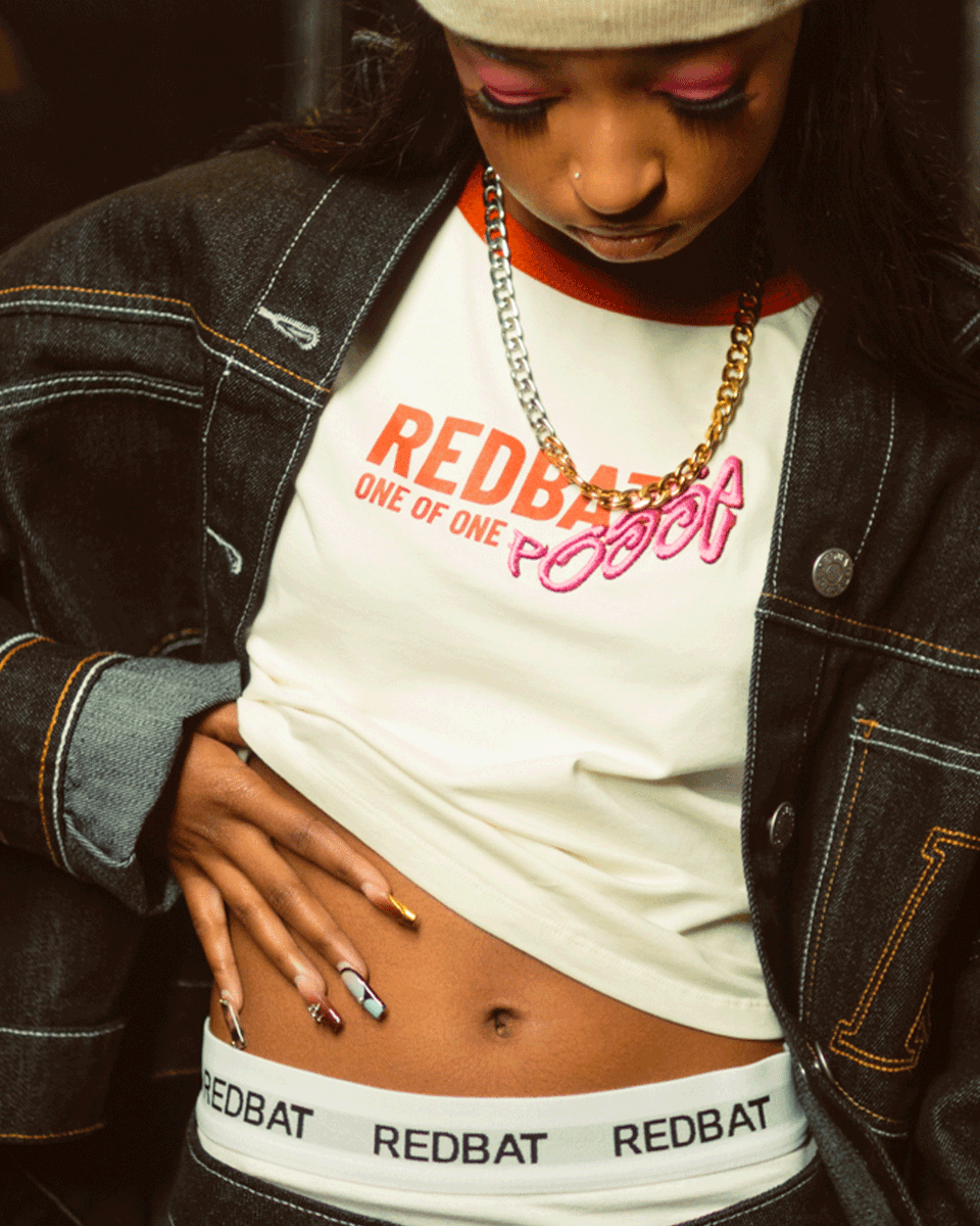 sportsceneSA's tweet photo. Throw on an Aunty Lokii x Redbat tee &amp; let the graphics do the rest.

Aunty Lokii x Redbat Collection - available in selected sportscene stores, Bash mobi app &amp; online: https://t.co/KWEp9JMeKn

#AuntyLokiixRedbat #ObsessedToProgress https://t.co/EtA8JyFqM2