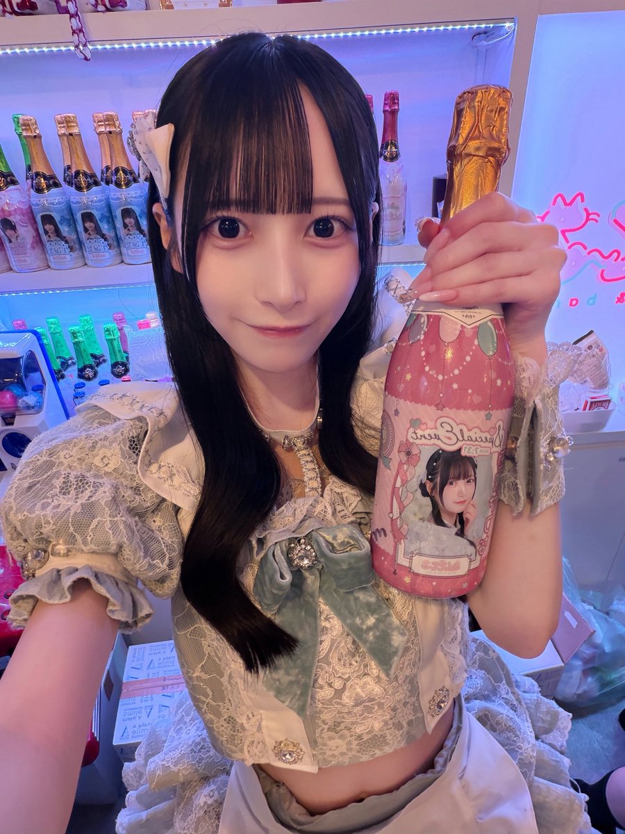 S___ra0614's tweet photo. 久しぶりのせっちゃんすきあふ
ゲスト出勤お疲れ様>  ̫<
会えて嬉しいです

 #せつなの親御 https://t.co/23Yr1afHFA