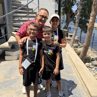 ustunezer's tweet photo. #YeniProfilResmi https://t.co/I23ZYCXxpK