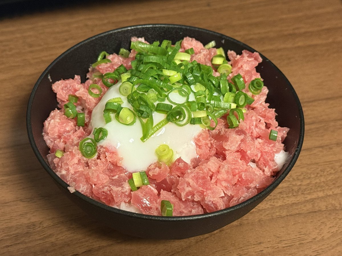 Kazu_Reality2's tweet photo. 手抜きごはん
今日の温玉は微妙、火が入りすぎ

＃REALITY自炊部 https://t.co/mmPIiqTl9f