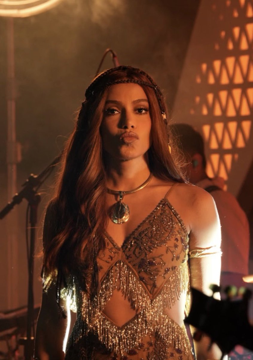 ShowPopMedia's tweet photo. RAINHA! Anitta segue em destaque no Spotify Daily Top Artists: #5 no Brasil, #6 em Portugal (=) e #72 no ranking global. 🌎🇧🇷🇵🇹 https://t.co/nQdUp41cyx