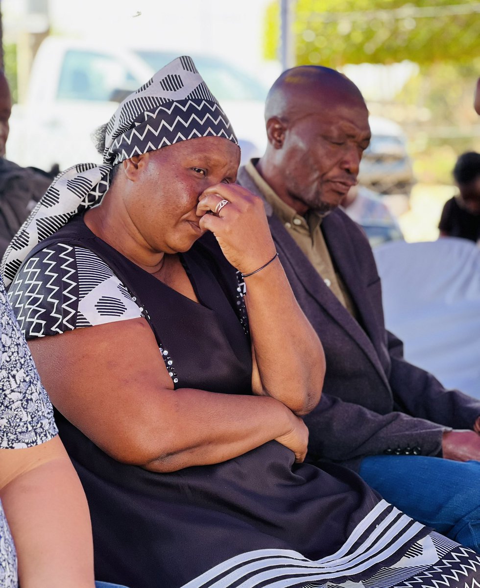 SAPoliceService's tweet photo. #sapsGP [SAPS TMS WOMEN’S NETWORK AND MEN FOR CHANGE TURN A VISION INTO A HOME FOR THE MAJOLA FAMILY]

Lieutenant Colonel Busi Thanjekwayo, the Technology Management Services (TMS) #WomensNetwork Divisional Champion and leader of this initiative, shared the backstory of the Majola family and how what was initially intended to be an initiative to deliver groceries turned into a journey to build a house after members witnessed the family’s heartbreaking living conditions.

The family was identified by AC Tseleng Marutla from TMS, who resided in Marikana, Soshanguve, not far from the Majola family. This marked the beginning of a journey that would change the lives of the family.

Following discussions, the TMS Women’s Network and #MenforChange structures decided to build a house for the Majola family. Lieutenant Colonel Thanjekwayo further reflected on the challenges encountered throughout the project but emphasised that the team did not give up. Instead, they persevered, faced the challenges head on and remained committed to seeing the project through to completion.

Delivering the keynote address on behalf of the Divisional Commissioner for Technology Management Services, Brigadier Mosoeu, who is the functionary for the day, greeted all guests and expressed the joy surrounding this special occasion.

Brigadier Mosoeu said that the division decided to assist where it could because no one deserves to live under the conditions experienced by the Majola family. She thanked the sponsors for understanding what was needed to assist the family and expressed appreciation to the community and everyone who committed their time and support to the initiative.

#SAPSCares #MandelaMonth #WomensNetwork #PartnershipPolicing #MenForChange #CommunityPolicing #CommunityInBlue SG

https://t.co/et8uJXWDLT