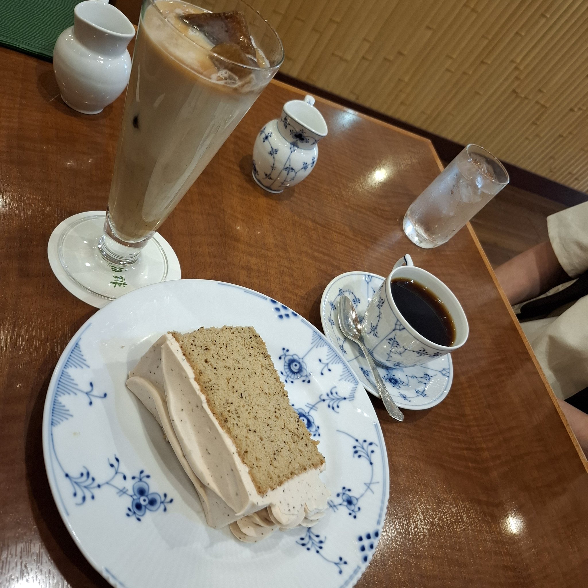【カフェオレ^ ^様♡オーダー専用ページ】(納品日→5/1までに) 椿屋スペシャルカフェオレ - بحث / X