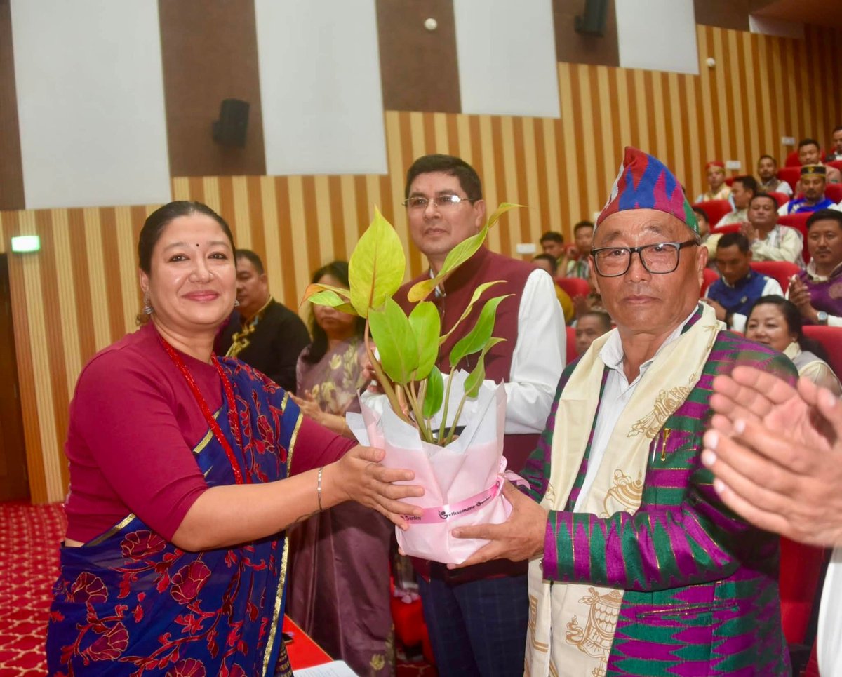 TribalAffairsIn's tweet photo. The week-long Training-cum-Workshop for Tribal Language Teachers concluded at the Tribal Research Institute & Training Centre (TRI & TC), Assam Lingzey, Sikkim. Organised by the Social Welfare Department, Government of Sikkim, in collaboration with the Directorate of Languages and Textbook, with support from the Ministry of Tribal Affairs, Government of India, the workshop equipped educators with innovative teaching approaches while reinforcing the vital role of tribal languages in preserving cultural identity.

Through expert sessions, experience sharing and discussions on child-centred learning, oral traditions and community knowledge, the programme strengthened the capacity of teachers to inspire future generations to learn, speak and celebrate their mother tongues.

#TribalLanguages #LanguagePreservation #TribalHeritage #TRI #Sikkim #MoTA 
@narendramodi @PMOIndia @rashtrapatibhvn @jualoram @Dduikey @pibindia @mygovindia @AmritMahotsav