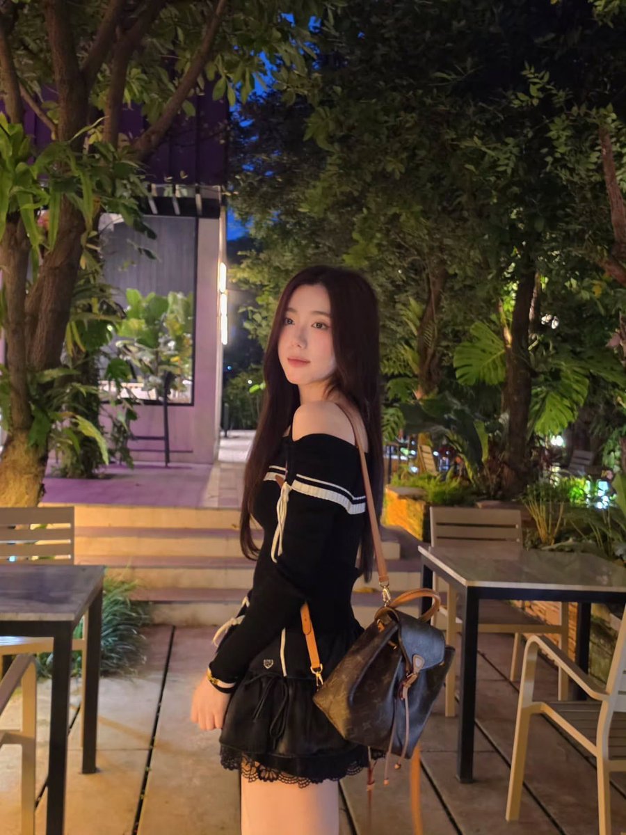 YoonsicaFSR's tweet photo. แพ้ยัยหมวยว่ะ😖🫠 https://t.co/bwiU2wIRLB