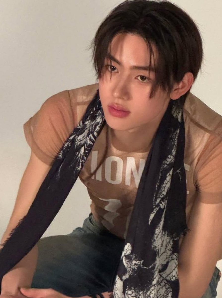 djrtus's tweet photo. @eomlandvnfp An extraordinary performance given by EOM SEONGHYEON tonight. Watching SEONGHYEON SHINE live honors his performing GENIUS and keeps ACEOMonTop.

SEONGHYEON GRABS THE SPOTLIGHT

#SEONGHYEONatLolla
#CORTIS_Lollapalooza
#SEONGHYEON #성현 https://t.co/8UzGSBpmHj