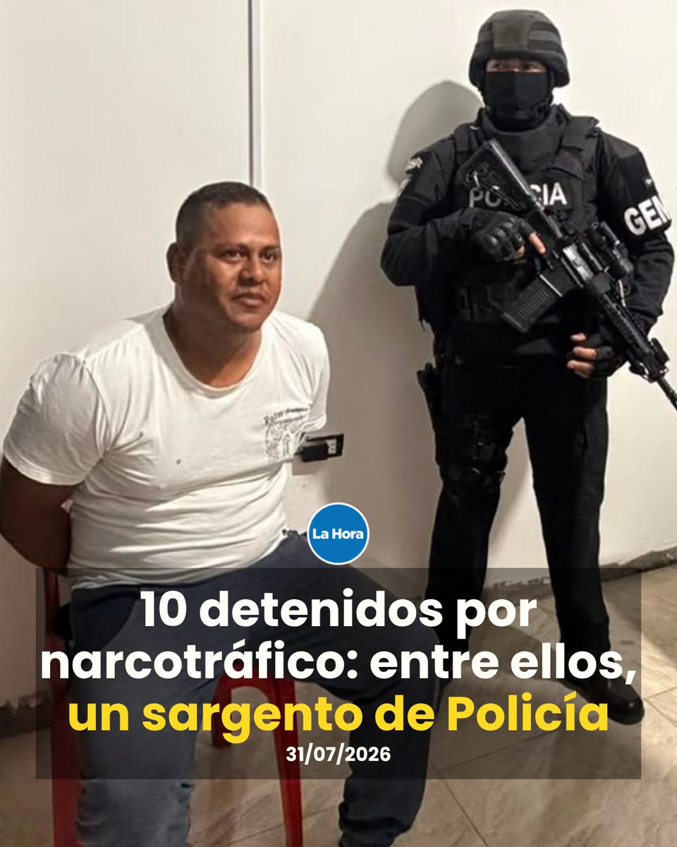lahoraecuador's tweet photo. 10 personas fueron detenidas por ser parte de una banda de narcotráfico 🚔, según el Ministro del Interior. Entre los aprehendidos está un sargento de Policía 🔍. Esto se sabe 👉 https://t.co/FvO0LXWTFu https://t.co/oCR0Jr95ie