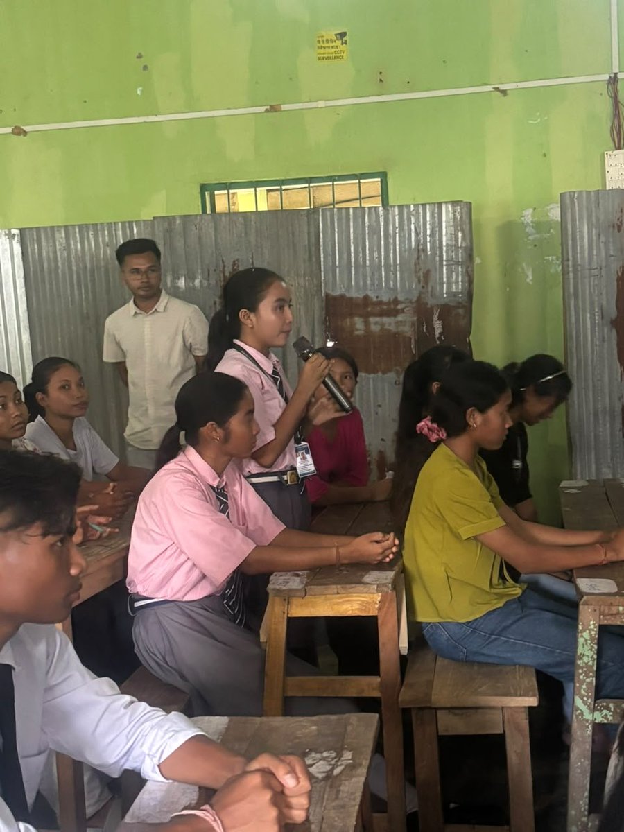 dcwestk_anglong's tweet photo. Session 2 of the Nurturing Futures Series on "Civil Services as a Career: Preparing for UPSC" was held at Donkamukam Higher Secondary School. DC Smt. @PreetiKC_IAS , IAS, shared valuable insights on UPSC preparation, dedication, and public service.
#NurturingFuturesSeries #UPSC https://t.co/vI7RoGREoK