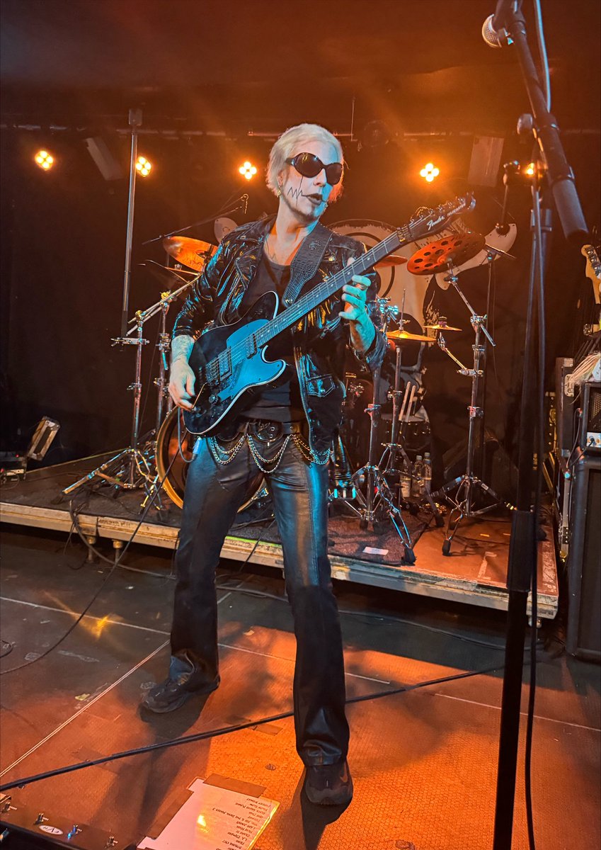 andreialexandru's tweet photo. HAPPY BIRTHDAY @john5guitarist! Endless inspiration!!! ✨🎸 https://t.co/rB3vipdNg9