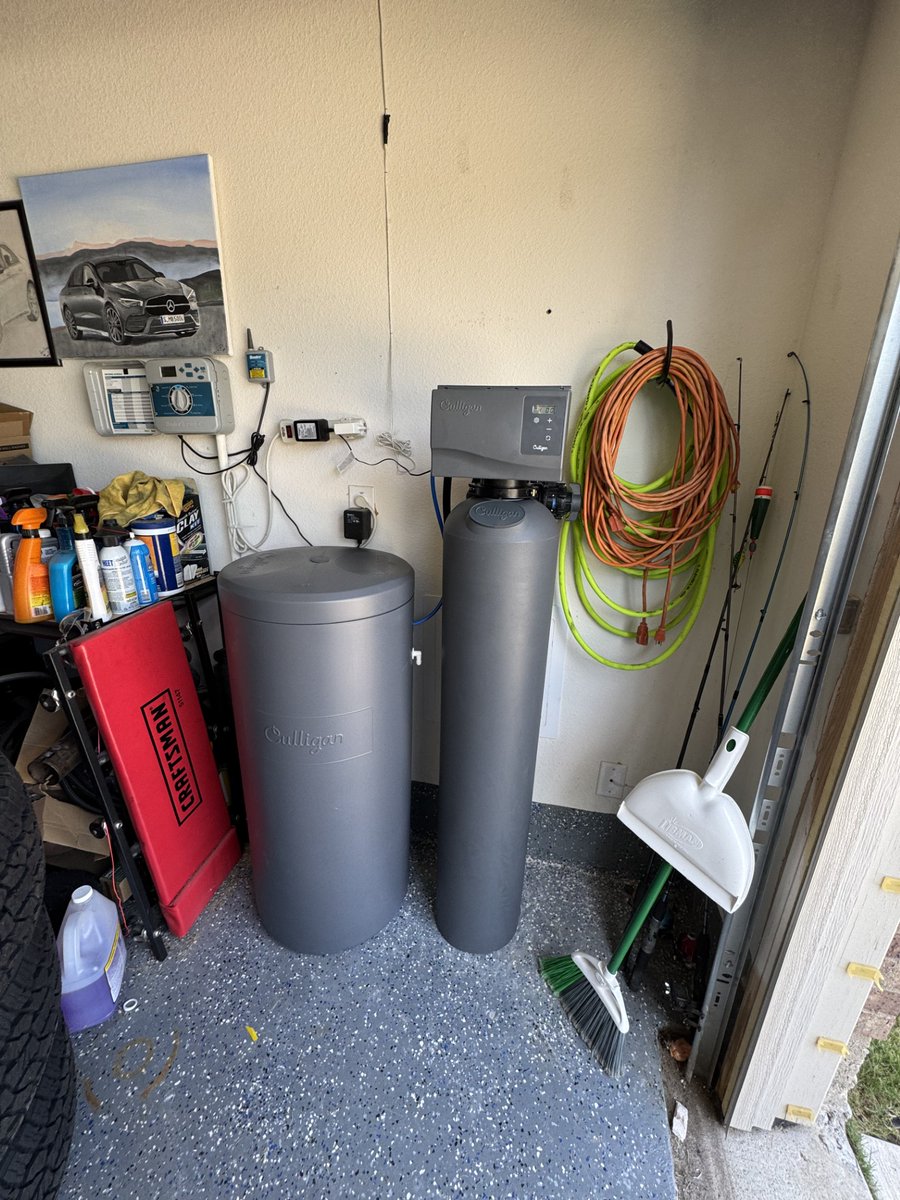 CulliganTexas's tweet photo. This Aledo home upgraded something used in nearly every room: the water. 💧

Culligan Whole Home Water Softener professionally installed and locally supported.

https://t.co/ByPESPXTF8
682-262-1589
#AledoTX #WaterSoftener https://t.co/slynq12DZs