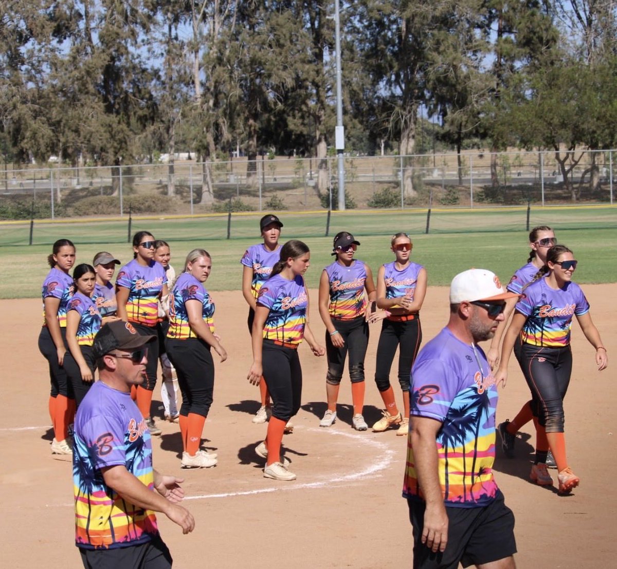 BevBandits2031's tweet photo. California, you were good to us. 🧡🖤

PGF Nationals tested us against some of the best teams in the country, and this team showed up!

5 wins and tons of growth and resilience. Proud of our players, our six amazing subs, and everyone who made this possible. On to 14’s! https://t.co/5fgl8n0CnS