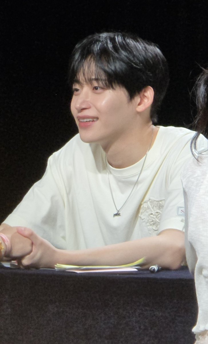KatKatra's tweet photo. ฝากเนื้อฝากตัวกับสุดหล่อครั้งที่สาม
#JUNGMO #CRAVITY #정모 #크래비티 https://t.co/seDYDjJItu