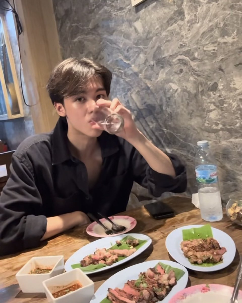 aprilnew1304's tweet photo. สารวัตรไทน์2026มากกก https://t.co/InIkB6zluS