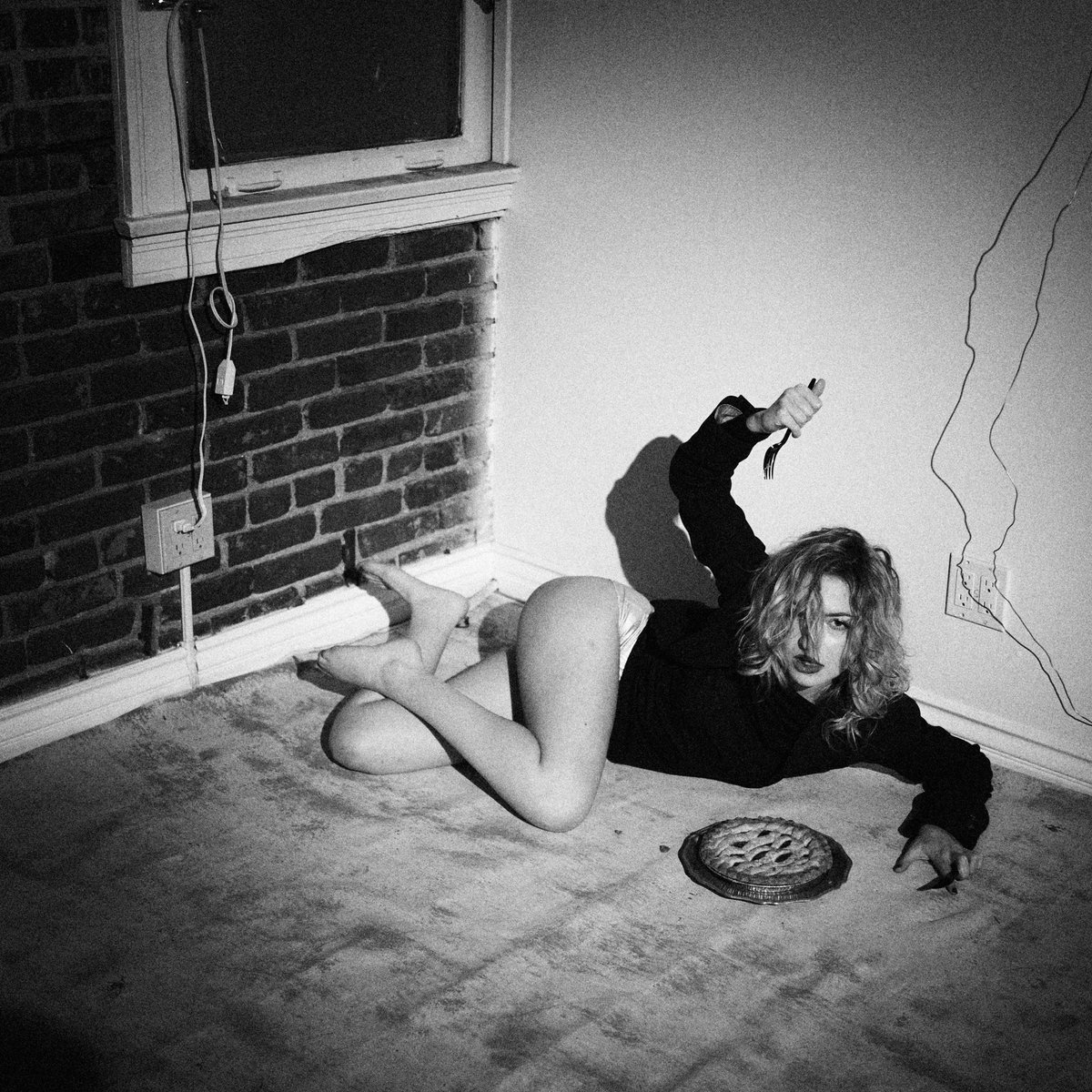bruvvyband's tweet photo. DEVOUR OUT NOW. 

https://t.co/wuzfFY8zyf https://t.co/NFGDqadRUx