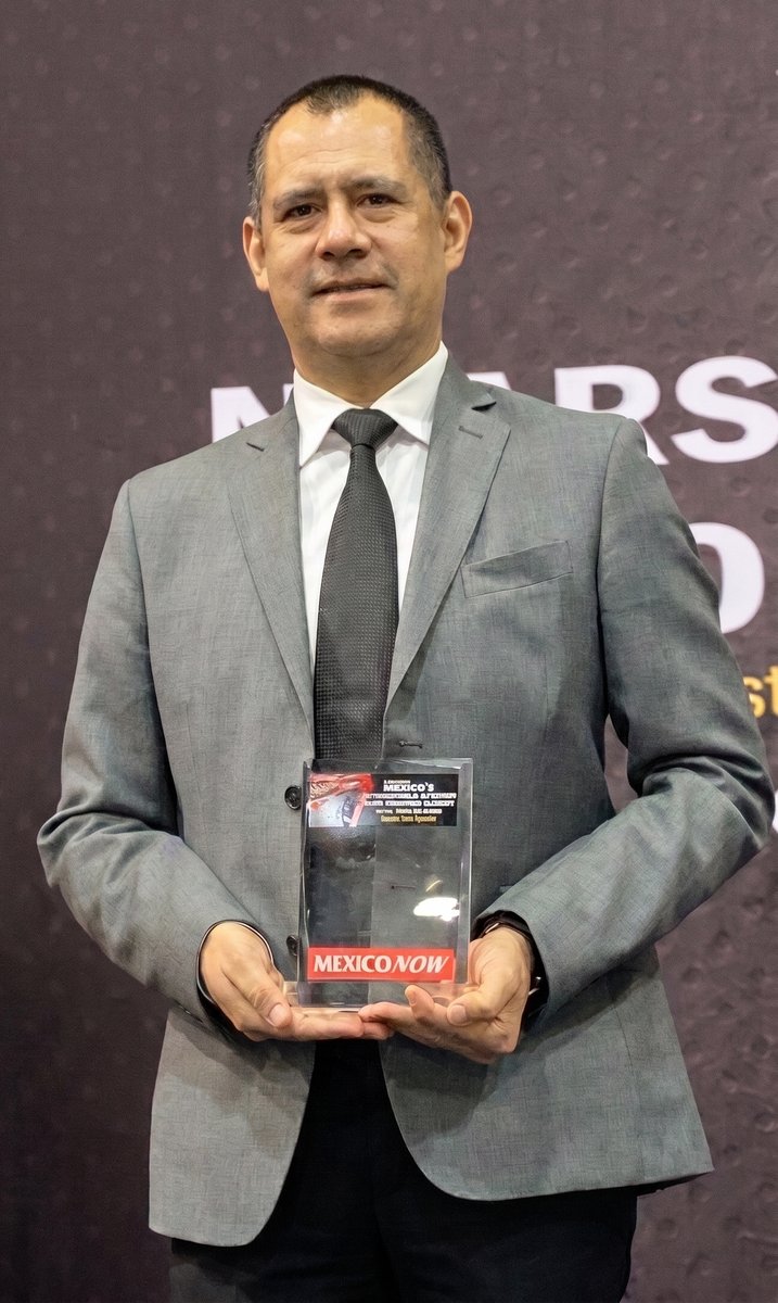 AmiaMexico's tweet photo. Nuestro director general, Odracir Barquera, destacó, en el 21st #MNAutoSummit de @OnlineMEXICONOW, que la integración regional ha fortalecido a la #IndustriaAutomotriz y habló sobre los retos de los aranceles y la revisión del T-MEC.

#MotorDeMéxico #MexicoNow https://t.co/9ndmtqWTJn