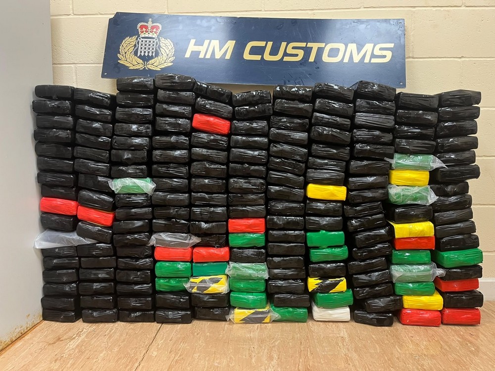 InfoGibraltar's tweet photo. Una operación de Aduanas se salda con la intervención de 242 kilos de cocaína en un buque mercante
https://t.co/K3Q35fXgiv

#Gibraltar 

@HMCustomsGib https://t.co/OwZYeqCYPn