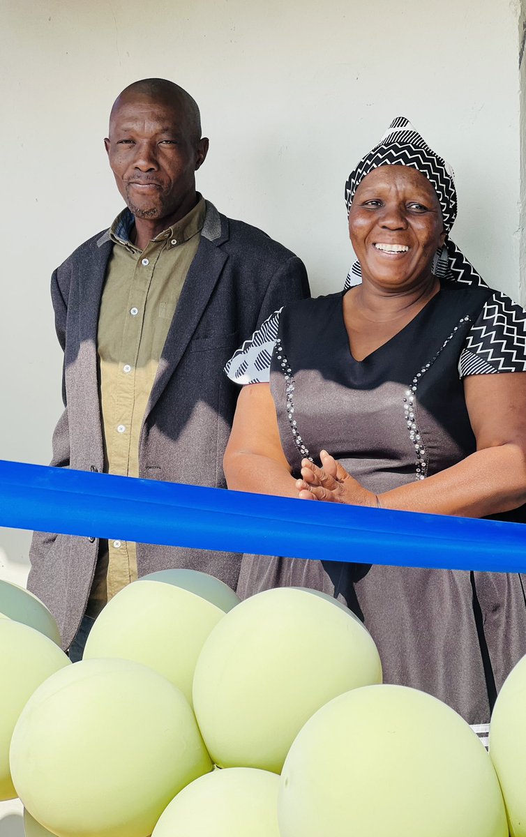 SAPoliceService's tweet photo. #sapsGP [SAPS TMS WOMEN’S NETWORK AND MEN FOR CHANGE HAND OVER A NEW HOME TO THE MAJOLA FAMILY]

The official handover of the Majola family’s new three bedroom house has taken place.

What was once a mother and father raising 12 children under saddening circumstances changes today, as the family opens the doors to a new chapter.

Chief Kekana, Brigadier Mosoeu and members of the Majola family cut the ribbon before Mama Majola opened the door to their new home. The family was amazed, overjoyed and appreciative of what they saw.

The tears Mama Majola cried today were no longer tears of pain caused by her circumstances, but tears of overwhelming joy.

#SAPS does not only focus on crime prevention and combating crime. Today’s initiative shows that serving communities can also mean changing lives and bringing comfort and hope to families in need whilst going beyond just crime combating, but giving back to our communities. 

#SAPSCares #MandelaMonth #WomensNetwork #MenForChange #CommunityPolicing SG
https://t.co/4iEgjNS456